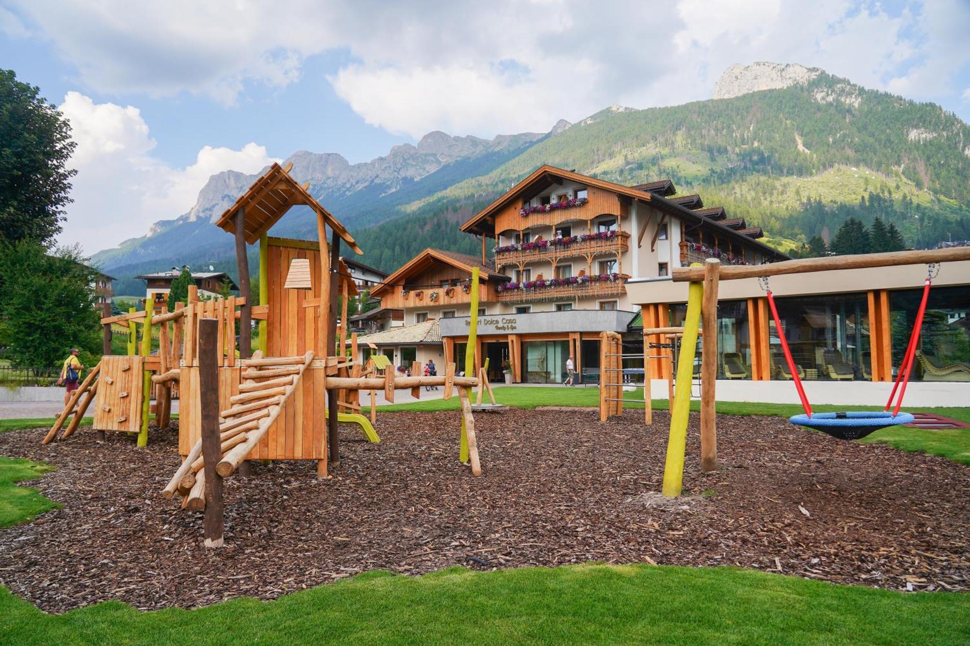 Resort Dolce Casa - Family & Spa Hotel Moena Exterior photo